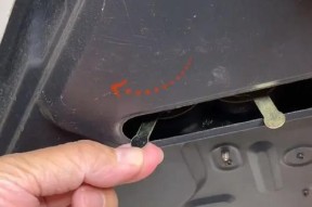 燃气灶周围冒火苗怎么修？遇到这种情况应该怎么办？