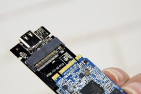 苹果笔记本硬盘盒使用？扩容步骤是什么？