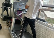 跑步机打滑的原因及解决方法（避免跑步机打滑）