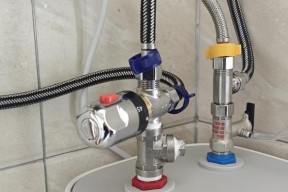 清理热水器怎么排水视频？视频教程和注意事项是什么？