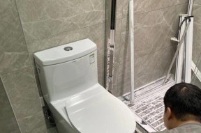 探究不同马桶坑距对使用体验的影响（马桶坑距的分类及其对舒适度的影响）