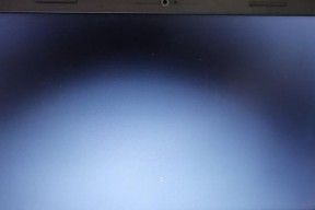电脑亮度调整导致黑屏？可能的原因是什么？
