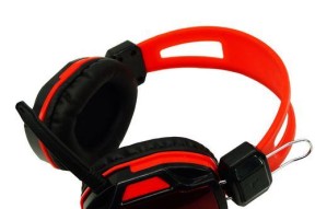 网吧耳机长度音量调整方法是什么？