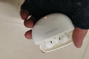 荣耀专用耳机x10音质如何？佩戴舒适度怎么样？