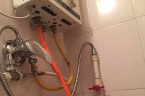 怎样解决热水器管子漏水的问题（管子漏水）