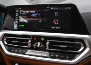 宝马新款三系平板支架安装指南是什么？步骤详细吗？