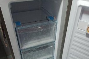 冰箱频繁启动问题剖析（解析冰箱长时间频繁启动的原因及解决方法）