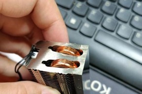 固态硬盘安装时散热问题如何解决？