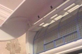 如何正确清洗中央空调滤网（简易步骤助你轻松保养空调）