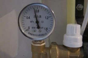 如何联系专业的洗热水器师傅？联系过程中应注意什么？