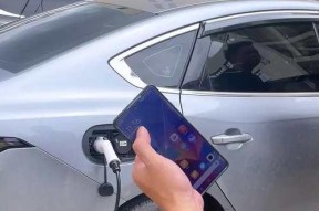 车尾移动电源充电方法是什么？