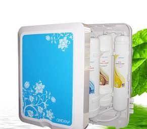 净水器展示方法及注意事项（了解净水器展示的关键步骤）  第1张