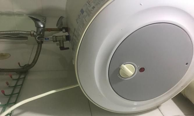 冰柜电源灯亮不工作的原因分析（探寻冰柜电源灯不亮的具体问题并解决）  第3张