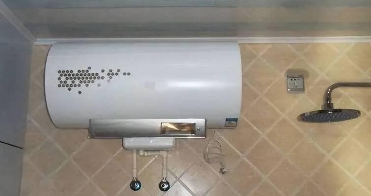 热水器被包在吊顶里的解决方法（解决吊顶内热水器故障的有效措施）  第3张