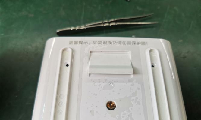 投影仪电源出现故障怎么办？修理步骤和注意事项是什么？  第3张
