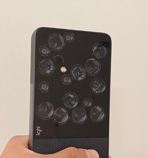 手机摄像头为何呈现长圆形？  第1张