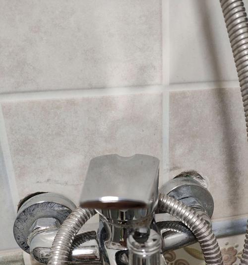 热水器把手开关如何拆卸？拆卸时需要注意什么？  第3张
