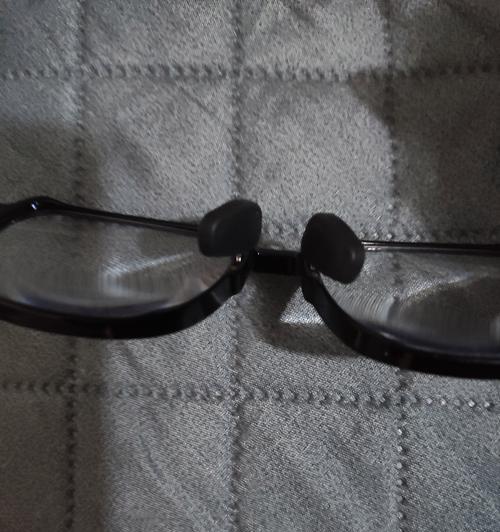 更换眼镜气囊鼻托的视频教程在哪里？需要哪些工具和步骤？  第1张