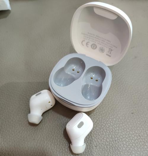 如何同时使用两套蓝牙耳机？  第1张