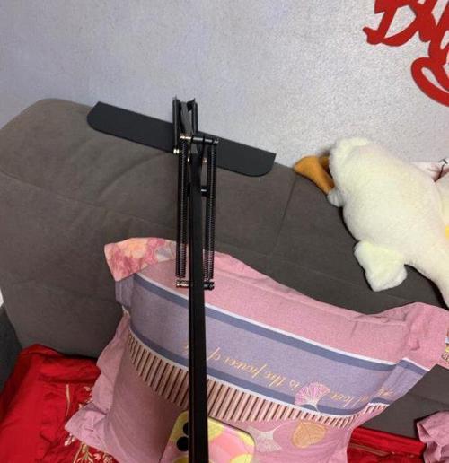 矮把手机支架如何放置？最佳位置在哪里？  第1张