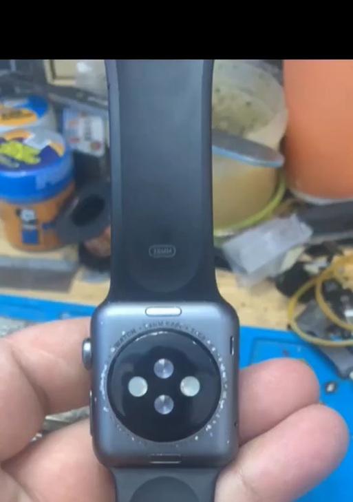 智能手表亏电不开机的恢复方法是什么？  第3张