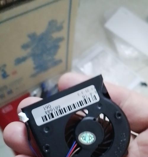 台式电脑CPU风扇如何安装？安装CPU风扇的步骤是什么？  第3张