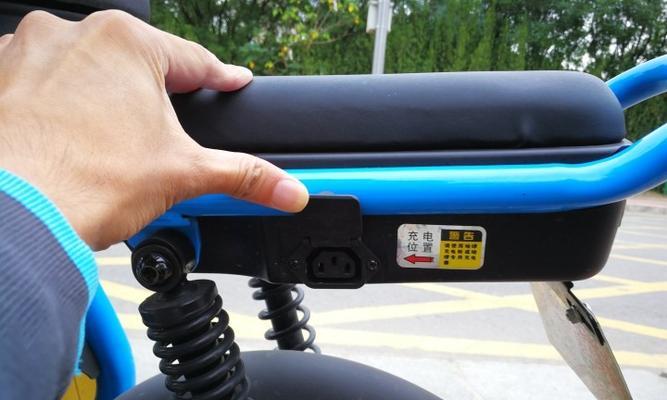 小电瓶车充电方法？妈妈的小电瓶车如何正确充电？  第2张