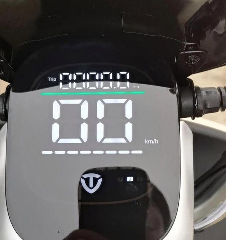 台铃萌苏显示屏的类型是什么？  第1张