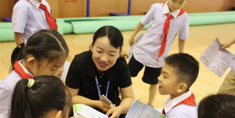 建校7年，屡获示范校荣誉，这所年轻小学成了同行眼中的“数字化老师傅”  第2张